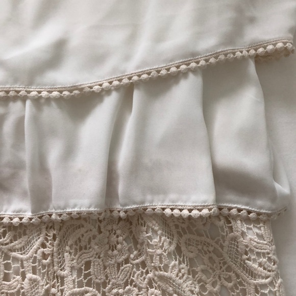 Cream romper - Picture 3 of 4